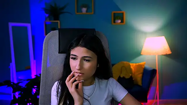 TerezaRobinson online show from 02-16-26, 01:54