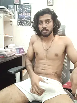Snapshot of Yk_physique chatting on 04-22-26, 07:20 Yk physique online show from 04-22-26, 07:20