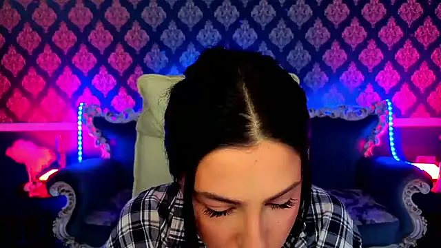 Twix Ten online show from 03-11-26, 02:44