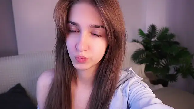 Snapshot of ClarineCasebolt chatting on 05-22-26, 04:32 ClarineCasebolt online show from 05-22-26, 04:32