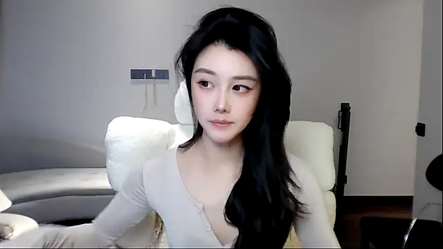 MedeLineayr online show from 03-14-26, 05:19