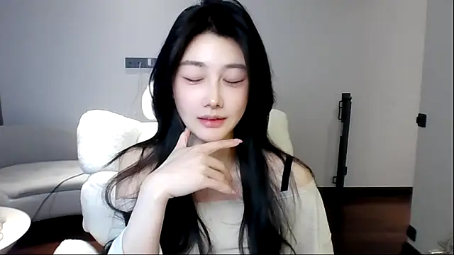 MedeLineayr online show from 03-29-26, 05:03