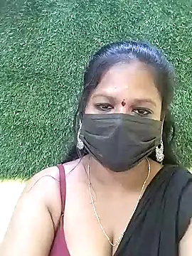 Snapshot of Tamil_Ramya_ chatting on 03-04-26, 11:23 Tamil Ramya online show from 03-04-26, 11:23
