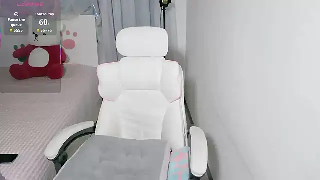 YOUZI-44 online show from 02-22-26, 07:44