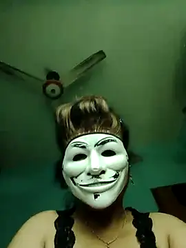 Bone-riya55 online show from 03-07-26, 08:43