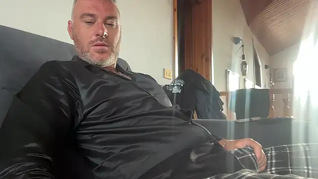 marcovik1 online show from 04-15-26, 07:03