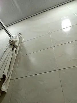 PerlaCurvasgrandes online show from 02-24-26, 07:26