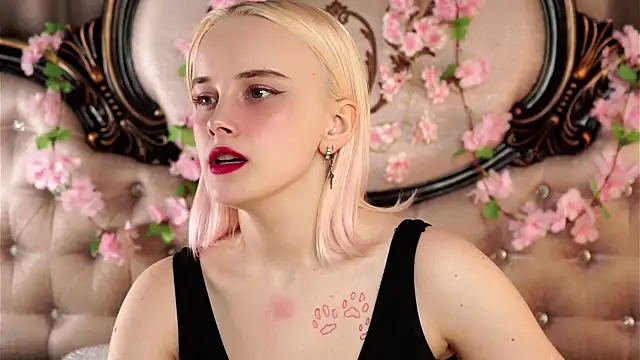 KirstinMcgeady online show from 04-10-26, 11:06