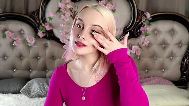 KirstinMcgeady online show from 04-04-26, 11:06