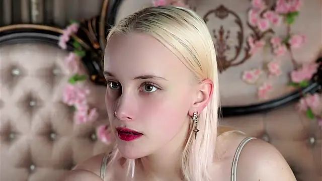 KirstinMcgeady online show from 04-13-26, 11:14