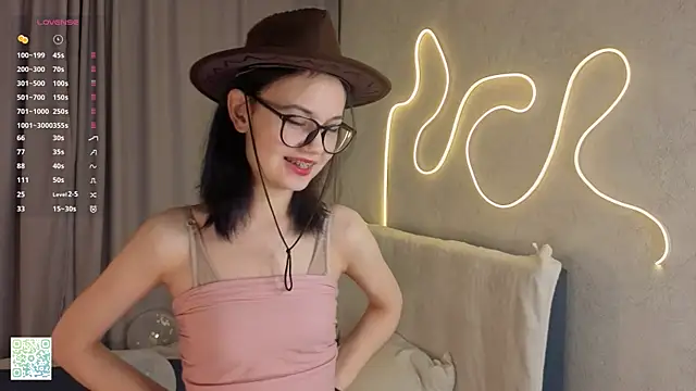 BeatrisRosel online show from 02-22-26, 06:09