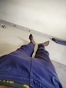 soni8850 online show from 04-05-26, 06:31