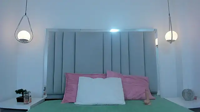 Alina Bond online show from 03-08-26, 12:19