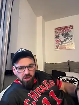 Snapshot of xxxsharkexxx chatting on 02-13-26, 08:14 xxxsharkexxx online show from 02-13-26, 08:14