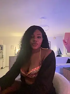 Snapshot of Blackrubiss chatting on 02-12-26, 08:08 Blackrubiss online show from 02-12-26, 08:08