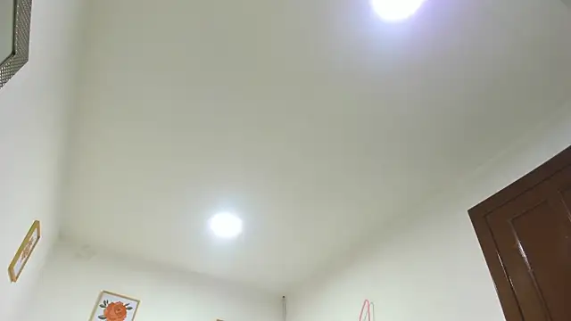 Snapshot of DariaLuca chatting on 04-16-26, 11:33 DariaLuca online show from 04-16-26, 11:33