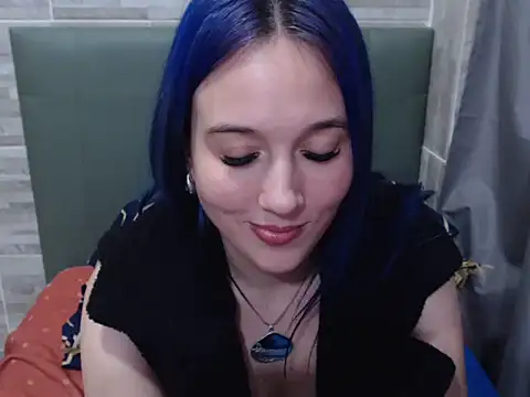 Snapshot of AZULFOX69 chatting on 04-30-26, 10:47 AZULFOX69 online show from 04-30-26, 10:47