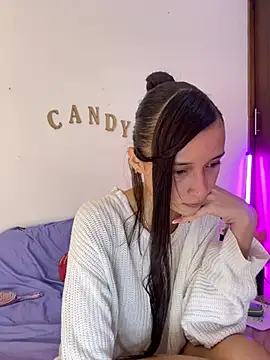 Snapshot of candy_deluxe chatting on 08-04-26, 01:32 candy deluxe online show from 08-04-26, 01:32