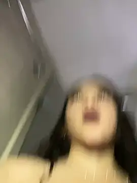 candy deluxe online show from 04-24-26, 05:20