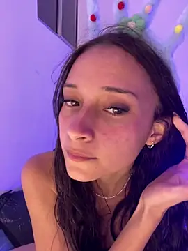 candy deluxe online show from 04-05-26, 03:02