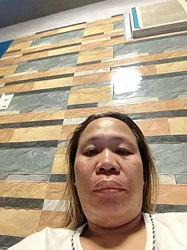 squirtshantal online show from 04-15-26, 07:58