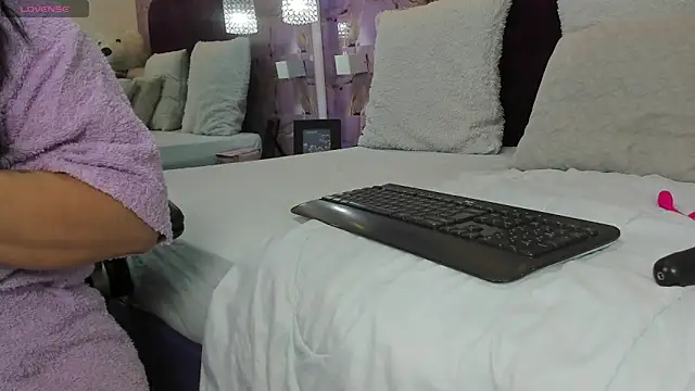 arianna sweeg online show from 02-20-26, 04:53