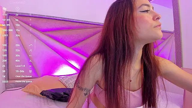 Snapshot of CatalinaBlaze chatting on 05-29-26, 12:05 CatalinaBlaze online show from 05-29-26, 12:05