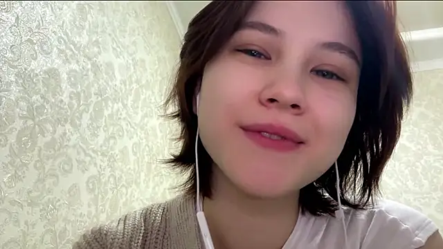 TrueViva online show from 03-11-26, 02:55