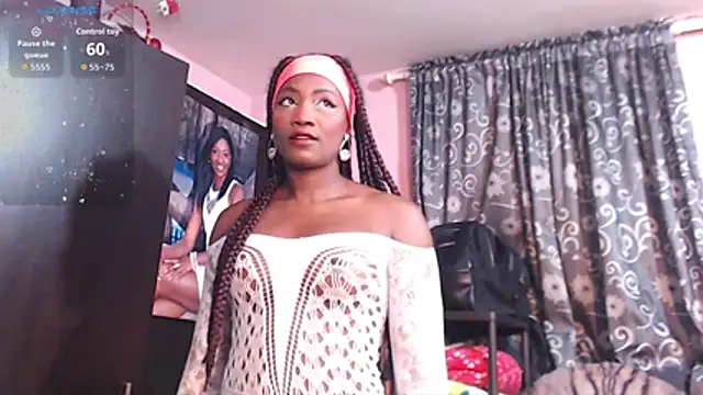 Snapshot of alanalaurent15 chatting on 02-14-26, 05:07 alanalaurent15 online show from 02-14-26, 05:07