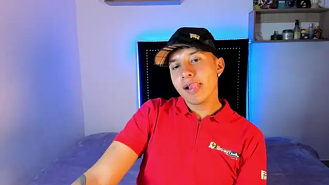 Snapshot of Jhony_rayder chatting on 02-12-26, 01:38 Jhony rayder online show from 02-12-26, 01:38