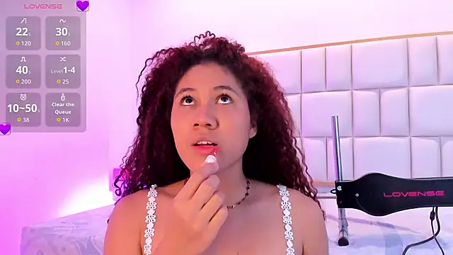 Violetta-foxx online show from 03-10-26, 07:51