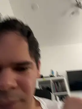 awesomemilkss online show from 03-18-26, 08:43