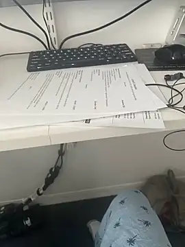 awesomemilkss online show from 03-17-26, 06:55