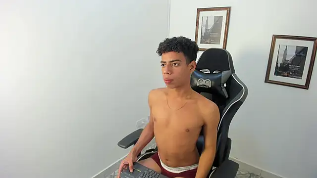 alexx cum18 online show from 07-07-26, 08:29