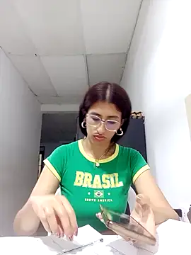 Esperanza  hot online show from 02-16-26, 02:43