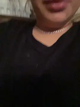 SweetAisha00 online show from 03-18-26, 09:37