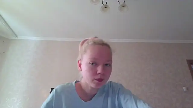 BabyyDolll  online show from 02-15-26, 10:52