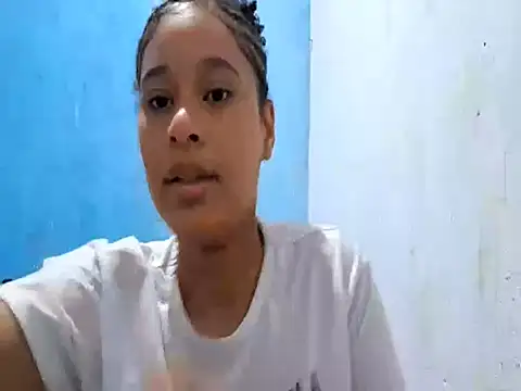 MadelynStamant online show from 04-15-26, 01:48