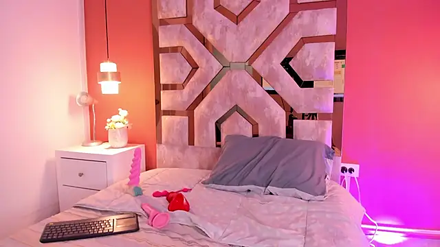 Justmia69 online show from 02-14-26, 04:45