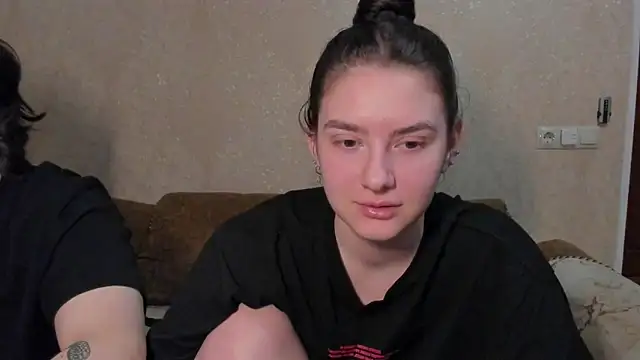 Snapshot of love_lina_muuur chatting on 02-18-26, 07:54 love lina muuur online show from 02-18-26, 07:54