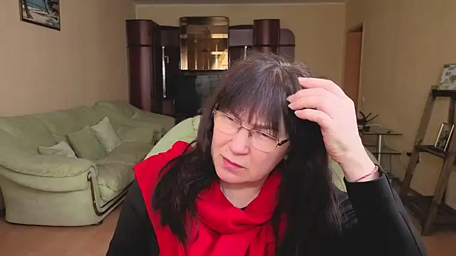 Tori Twirl online show from 02-26-26, 07:41