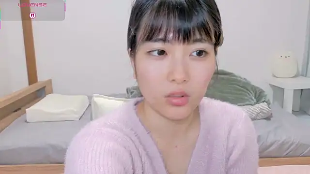 Snapshot of Somi-chan chatting on 03-09-26, 10:52 Somi-chan online show from 03-09-26, 10:52