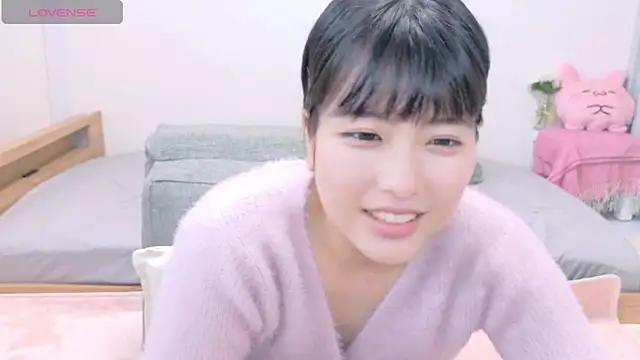 Somi-chan online show from 04-21-26, 10:16