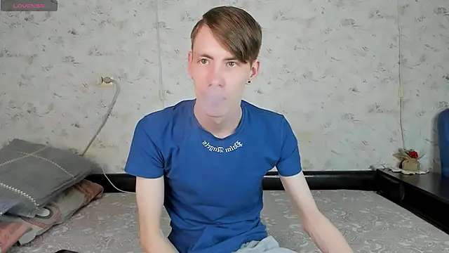 Snapshot of Erick_Wilson chatting on 03-23-26, 07:08 Erick Wilson online show from 03-23-26, 07:08