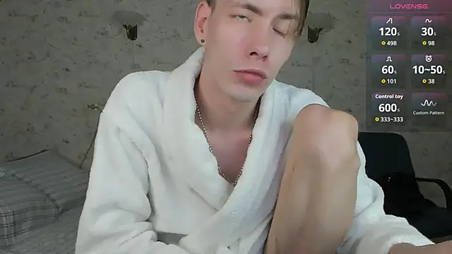 Snapshot of Erick_Wilson chatting on 03-13-26, 05:12 Erick Wilson online show from 03-13-26, 05:12