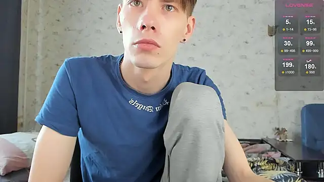 Snapshot of Erick_Wilson chatting on 03-09-26, 08:40 Erick Wilson online show from 03-09-26, 08:40