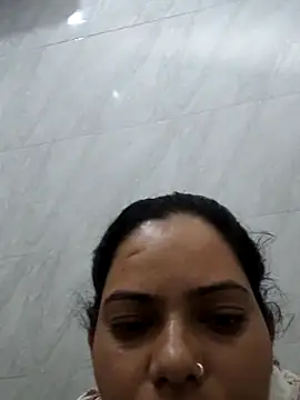 Snapshot of Anushka_Singh0 chatting on 07-05-26, 12:59 Anushka Singh0 online show from 07-05-26, 12:59
