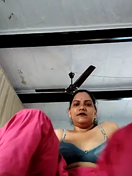 Snapshot of Anushka_Singh0 chatting on 06-29-26, 01:22 Anushka Singh0 online show from 06-29-26, 01:22