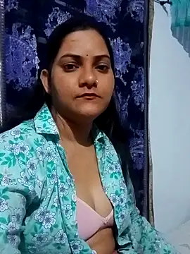 Snapshot of Anushka_Singh0 chatting on 02-15-26, 03:33 Anushka Singh0 online show from 02-15-26, 03:33