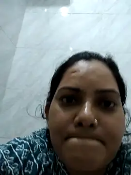Snapshot of Anushka_Singh0 chatting on 07-01-26, 04:29 Anushka Singh0 online show from 07-01-26, 04:29